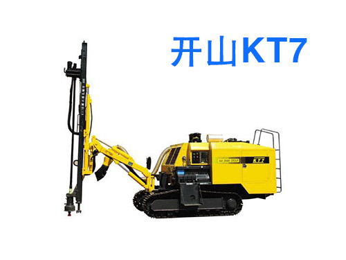 潛孔鉆車  潛孔鉆車